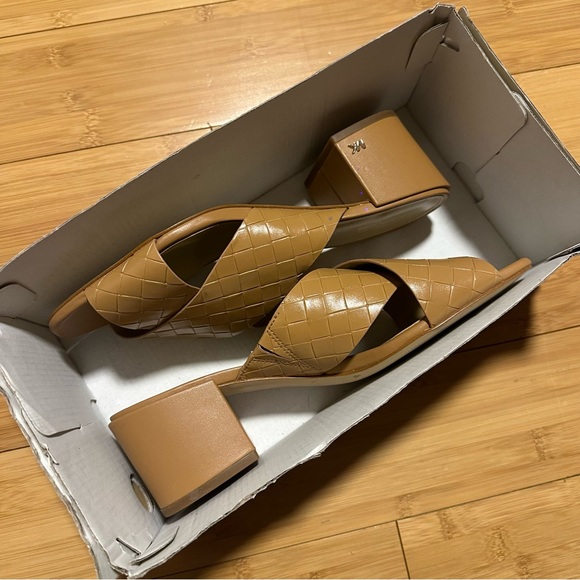 Michael Kors Abbott Mule Faux weave/ faux Leather Size 8.5 - Picture 6 of 7